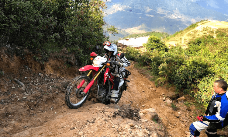 Off-road Ha Giang Motorbike tours