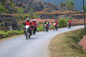 Ha Giang Pillion Tour To Ma Pi Leng Pass And Thac Ba 2